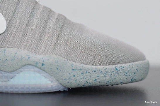 MAG NIKE 0720